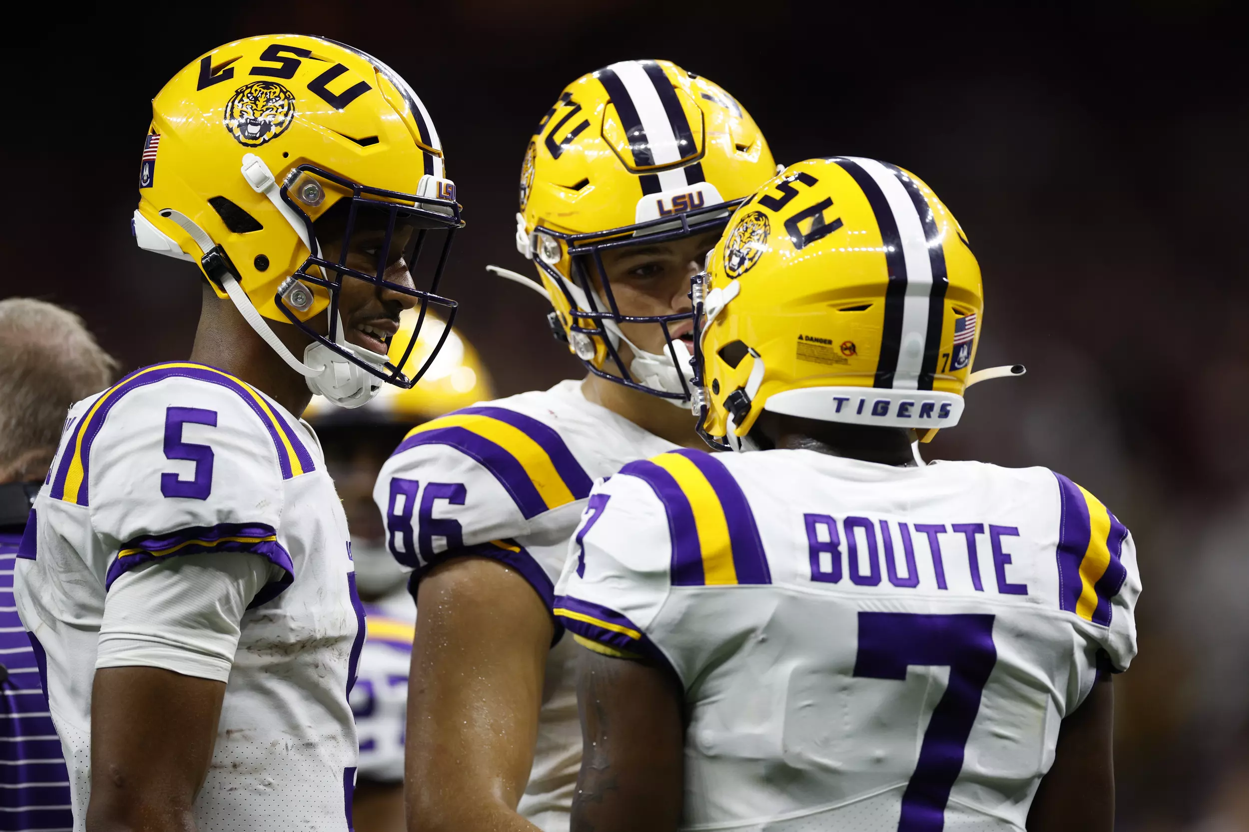 九游礼包-包含集结日队长鼓劲引欢呼波士顿凯尔特人围绕英超外线爆发，勒沃库森集结日更衣室发声看傻球迷的词条